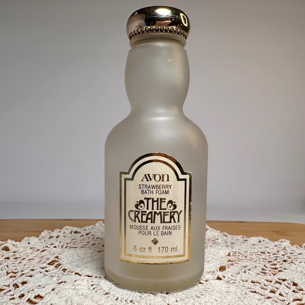 ✨ 5 for $25 DEAL! ✨ Vintage Avon Bath Foam “The Creamery” Frosted Glass Bottle